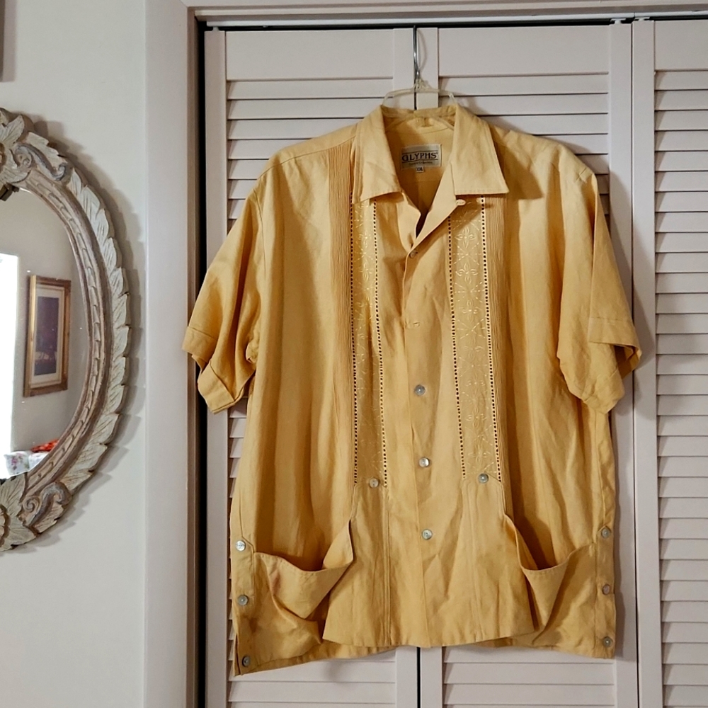 Excellent price. Great quality, super price **Guayabera XXL